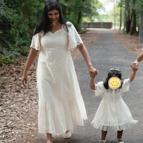 HANNA & ESTHER PREMIUM HAKOBA MOM–DAUGHTER COMBO DRESS